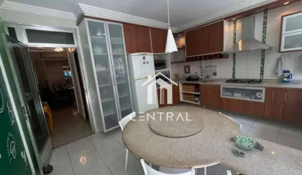 Sobrado com 2 dormitórios à venda, 180 m² por R$ 650.000,00 - Taboão - Guarulhos/SP