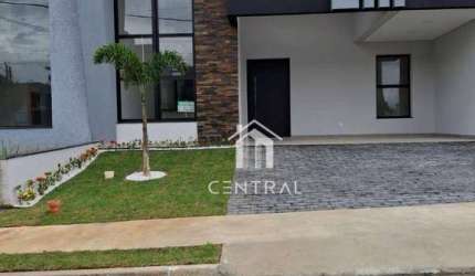 Bela Casa em condomínio fechado