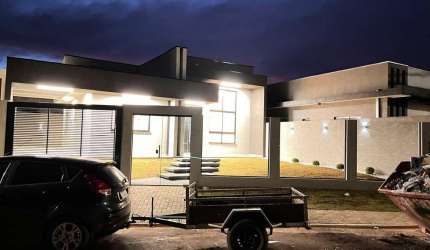 Casa para Venda em Ponta Grossa, Cará - Cará, 3 dormitórios, 1 suíte, 3 banheiros, 4 vagas