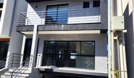Casa para Venda em Curitiba, Santa Cândida, 3 dormitórios, 3 suítes, 5 banheiros, 3 vagas