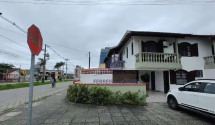 Sobrado com 3 dormitórios à venda, 130 m² por R$ 980.000,00 - Shangri-Lá - Pontal do Paraná/PR