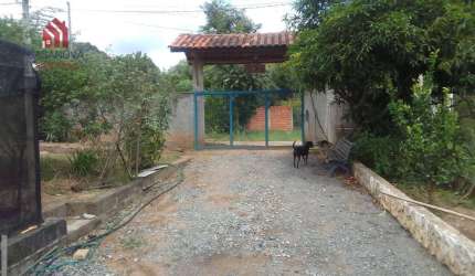 Sítio com 3 quartos à venda, 1245 m² por R$ 300.000