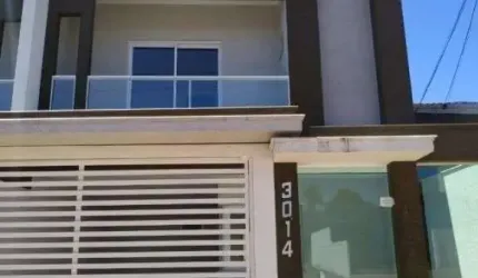 Sobrado com 1 Suíte + HIDRO e 2 dormitórios à venda, 124 m² por R$ 650.000 - Coqueiral - Cascavel/PR