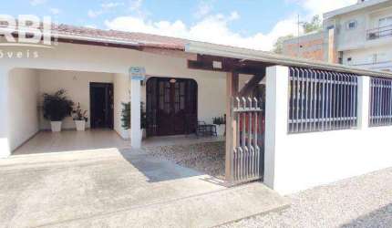 Casa com 3 dormitórios à venda, 192 m² por R$ 800.000,00 - Coloninha - Gaspar/SC