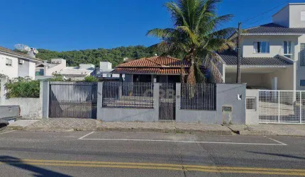 Casa com 4 dormitórios à venda, 222 m² por R$ 899.990,00 - Bela Vista - Gaspar/SC