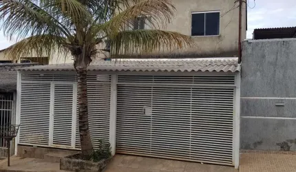 Casa para Venda em Brasília, Samambaia Norte (Samambaia), 5 dormitórios, 1 suíte, 3 banheiros, 2 vagas