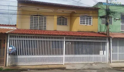 Sobrado para Venda em Brasília, Ceilândia Sul (Ceilândia), 4 dormitórios, 1 suíte, 3 banheiros, 2 vagas