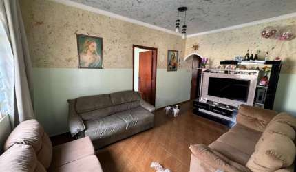 Casa para Venda em Brasília, Taguatinga Norte (Taguatinga), 4 dormitórios, 1 suíte, 3 banheiros, 4 vagas