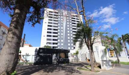Vendo apartamento 100% mobiliado, móveis sob medida, 2 dormitórios, 1 cozinha, 1 sala, churrasqueira, sacada fechada com vidros, 3 ar condicionados, 3 ventiladores de teto, gesso com iluminação, salão