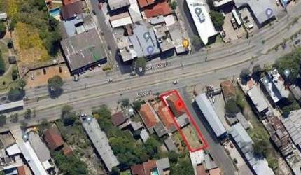 Terreno de esquina à venda com 444m² útil por R$850.000,00 - Coronel Aparício Borges/POA.&lt;BR&gt;&lt;BR&gt;Excelente visibilidade, 444m²n medindo em extensão 9,22 x 49,44 &lt;BR&gt;&lt;BR&gt;Casa de