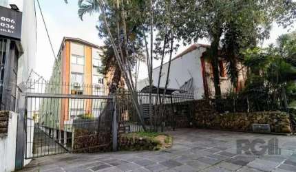 Cobertura à venda no Edifício Plátano - Rua Quintino Bocaiuva, 283, bairro Floresta, Porto Alegre&lt;BR&gt;&lt;BR&gt;Apresentamos esta charmosa cobertura, perfeita para quem busca espaço, conforto e u