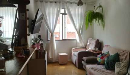 Ótimo apartamento no centro de Canoas com 2 dormitórios , sala , cozinha mobiliada , área de serviço, banheiro e garagem rotativa . Condomínio com portaria 24h, salão de festas, espaço gourmet, playgr