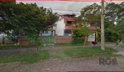 Terreno medindo 11 x 43 = 473, plano.&lt;BR&gt;Neste terreno consta uma casa ,  com living, tres dormitorios, banheiro, cozinha.&lt;BR&gt;Vamos visitar?&lt;BR&gt;Aguardo sua ligação.