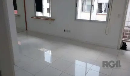 Apartamento 73 m² 3 quartos, 2 banheiros, sala estar, jantar, cozinha, área de serviço, vaga rotativa. Condomínio com estacionamento, playground, quadra de esportes, churrasqueira, portaria, sem eleva