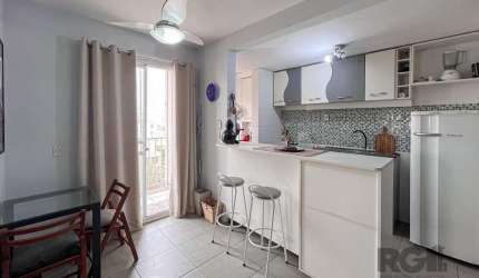 Excelente apartamento de 55,15m² localizado no bairro Fátima, Canoas. Com dois dormitórios, é ideal para casais ou pequenas famílias. O imóvel conta com uma sacada, perfeita para momentos de lazer e p