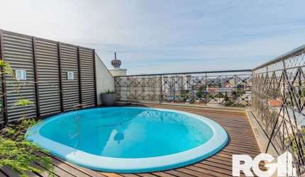 Cobertura semimobiliada com Vista Deslumbrante.&lt;BR&gt;&lt;BR&gt;Desfrute de uma cobertura totalmente reformada e semimobiliada, com acesso exclusivo ao andar superior via elevador. Com 3 dormitório