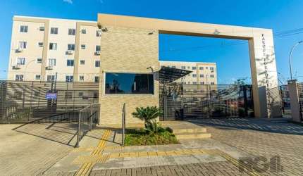 Este apartamento térreo Garden localizado no Condomínio Porto Piratini está disponível para venda com ótimo preço. São 61 m² privativos oferecendo todo o conforto para você e sua família. Aqui você di