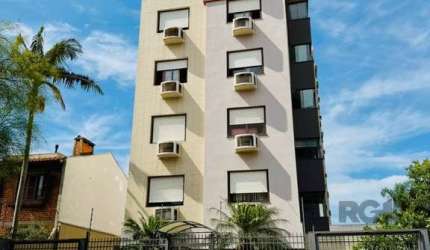 Linda cobertura de 3 dormitórios TODA MOBILIADA!&lt;BR&gt;Andar inferior são 3 dormitórios sendo uma suite ampla com closet, banheiro social e mais dois dormitórios, todos com moveis sob medida, possu