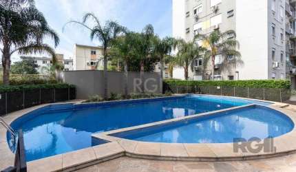 Descubra o conforto do apartamento no The Sun, localizado na Rua Doutor Barcelos,  no charmoso bairro Tristeza, Porto Alegre.&lt;BR&gt;Com uma área privativa de 50,85 m², living para dois ambientes, c