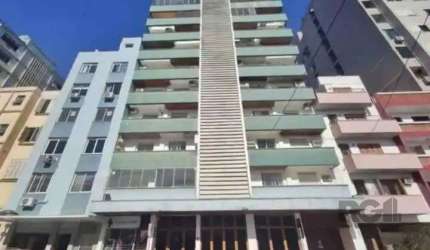 Studio mobiliado de 28m² no Centro Histórico , ampla com dormitório e estar , banheiro, cozinha. ótimo prédio, com lavanderia, serviço de camareira,, salão de festas, piscina e portaria inteligente. E