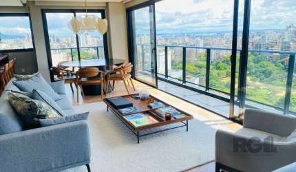 Espetacular cobertura para um casal cujos filhos já saíram de casa e que ama receber.&lt;BR&gt;&lt;BR&gt;No piso inferior temos sala de TV e sala de contemplação (com uma vista que realmente convida a
