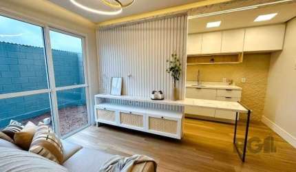 Apartamento novo a venda em Canoas, conta com 2 dormitórios, sala de estar e jantar integradas, cozinha e área de serviço. Condomínio possui elevador, piscina, salão de festas, quiosque com churrasque