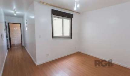 Apartamento de 1 dormitório com 46,16m² de área privativa, banheiro social, cozinha, área de serviço fechada.&lt;BR&gt;&lt;BR&gt;&lt;b&gt;CONHEÇA O BAIRRO PARTENON&lt;/b&gt;&lt;BR&gt;&lt;BR&gt;&lt;b&g