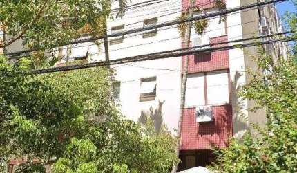 Apartamento JK com 27,92 m2 , living amplo em laminado , sol manha , cozinha com aramarios e area serviço separada , predio bem conservado e com elevador.  &lt;BR&gt;Foi alugado ... ideal para investi