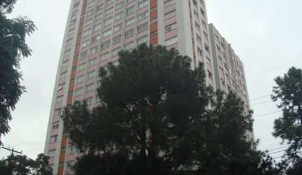 Apartamento semimobiliado de 167 m², com 3 dormitórios sendo  2 suítes, antessala,  living para 2 ambientes, sala de jantar, ampla cozinha, banheiro social, lavabo, área de serviço, dependência de emp