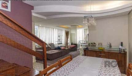 Cobertura triplex com 200m² privativos, 1 suite, 3 quartos, 4 banheiros, 2 salas de estar, 2 salas de jantar, 2 escritórios, amplo terraço aberto, além de 20 m2 a mais no 3o andar, 2 vagas de garagem 