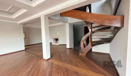 Cobertura com 6 suítes para vender no bairro Bela Vista em Porto Alegre. &lt;BR&gt;&lt;BR&gt;Imóvel de alto padrão com 6 suites, sendo uma suite master com hidromassagem, vista panorâmica, elevador pr