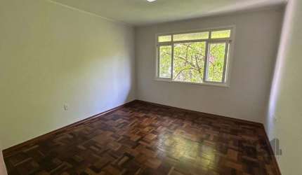 Apartamento JK para venda no bairro Menino Deus.&lt;BR&gt;&lt;BR&gt;Imóvel com 33m², no quarto andar, 1 dormitório/sala, cozinha com balcão, piso parquet, bem arejado e silencioso.&lt;BR&gt;&lt;BR&gt;