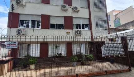 JK - TÉRREO - COM PÁTIO PRIVATIVO - SALA/QUARTO - BANHEIRO - COZINHA E ÁREA DE SERVIÇO - PRÉDIO PEQUENO - RUA CALMA - ACEITAMOS FINANCIAMENTO - IMEDIAÇÕES QUARTEIS DO EXERCITO DA AV. BENTP GONÇALVES /