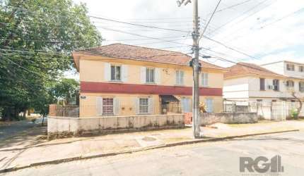 Apartamento único oferece 57 m² de área privada e está localizado na Rua Nova Prata, nº 08, Passo DAreia, em uma área repleta de conveniências e áreas verdes para a sua qualidade de vida. Não aceita f