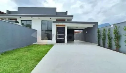 CASA TERREA COM 3 DORMITÓRIOS EM CARAGUATATUBA