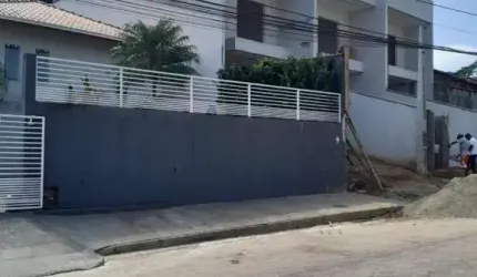 Sobrado Geminado para Venda em Joinville, Itaum, 3 dormitórios, 1 suíte, 2 banheiros, 2 vagas