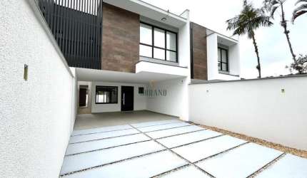 Sobrado com 3 dormitórios à venda, 162m² por R$ 990.000,00 - Saguaçu - Joinville/SC