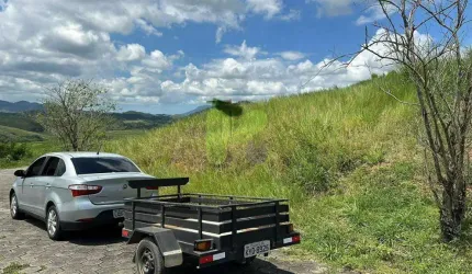 Terreno com Vista deslumbrante no Alto das Palmeiras