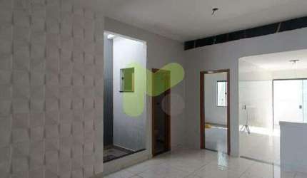 Casa à venda, 2 quartos, 1 suíte, 1 vaga, Jardim Vitória - Macaé/RJ