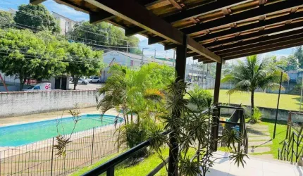 Casa para locação em condomínio no São Marcos.