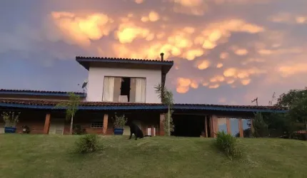 Chácara / sítio com 5 quartos à venda no Sousas, Campinas  por R$ 1.900.000