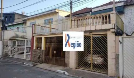 Lindo sobrado na Região do Tatuapé muito bem localizado a 2 minutos do metro Carrão