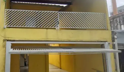 Excelente Sobrado á 350 metros do Metrô Carrão