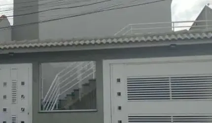 SOBRADO EM CONDOMINIO NA REGIÃO PENHA COM 02 SUÍTES, 1 VAGA, 65M²