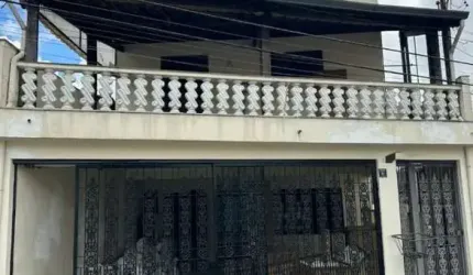 [VENDA] CASA A VENDA NA REGIÃO DA - PENHA