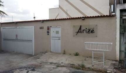 SOBRADO EM CONDOMINIO COM 2 SUITES  NA REGIÃO DO ARICANDUVA.