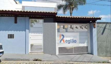 SOBRADO EM CONDOMÍNIO FECHADO A 650m DO METRÔ
