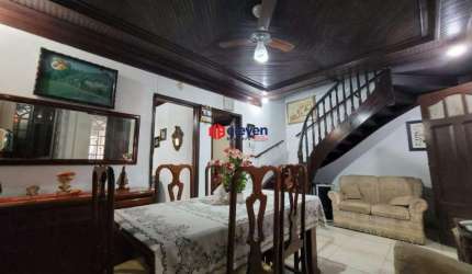 Casa Antiga em um terreno de 500 m² - Investimento para Múltiplas Residências. Macuco, Santos