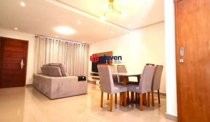 Casa Sobreposta Térrea à Venda, 3 Suítes, Piscina com cascata, no bairro Aparecida