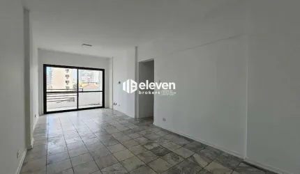 Apartamento com sacada à venda na Ponta da Praia - Santos/SP